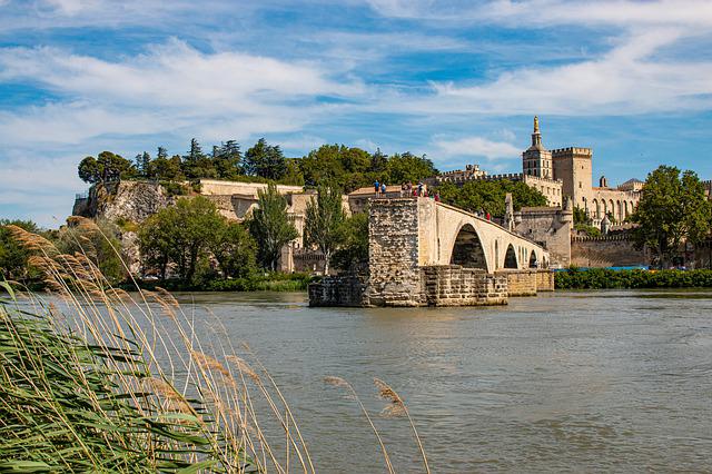 Avignon, the city of Popes
